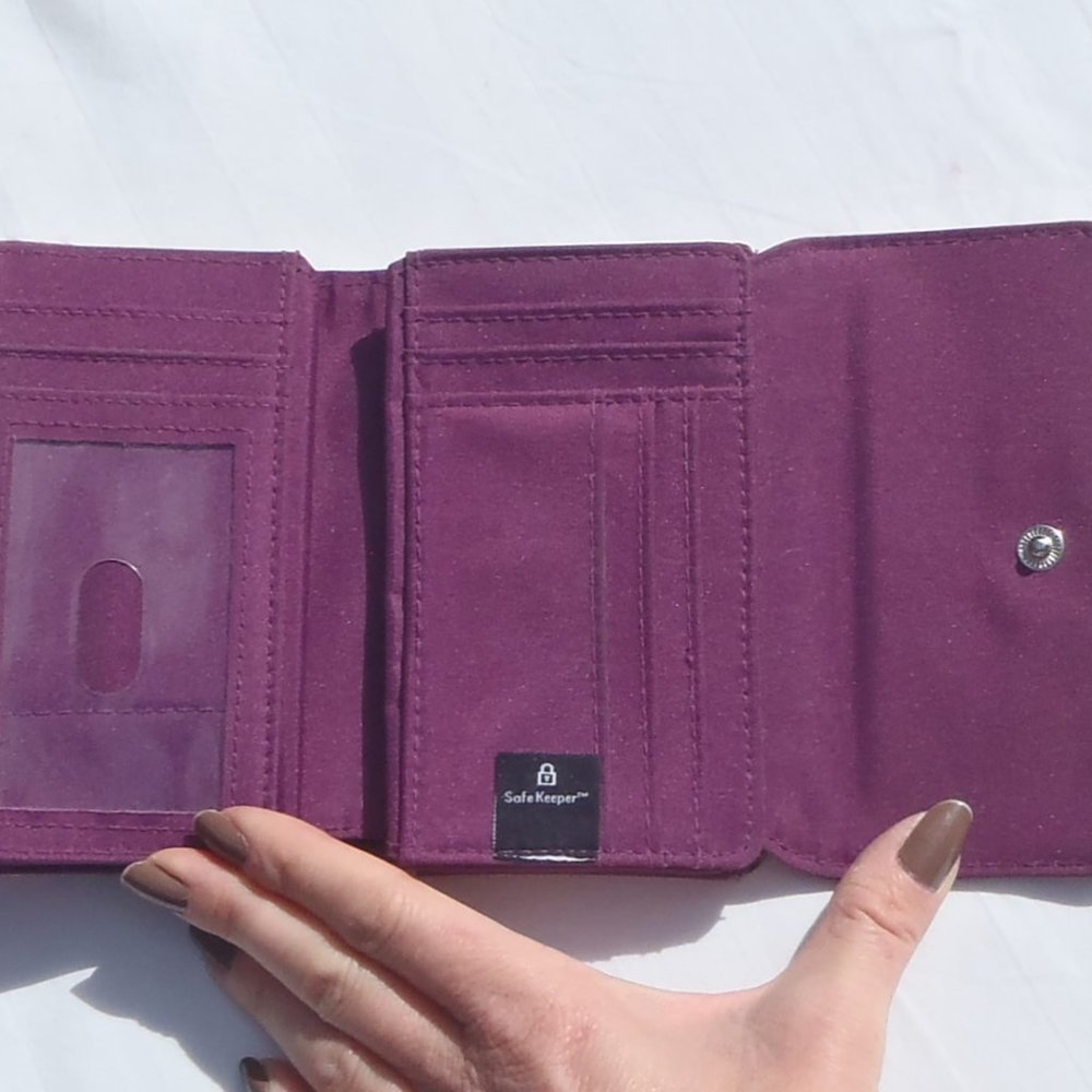 Floral Patent Leather Women’s Wallet - Pink Floral RFID - Picture 8 of 8